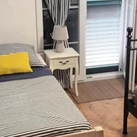 Three Bedroom With Balcony And View Snoopie
